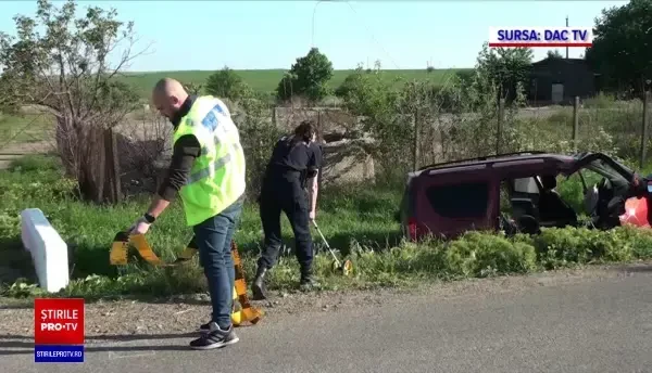 Grav accident în Cotnari. O femeie a murit după ce mașina s-a izbit de un copac