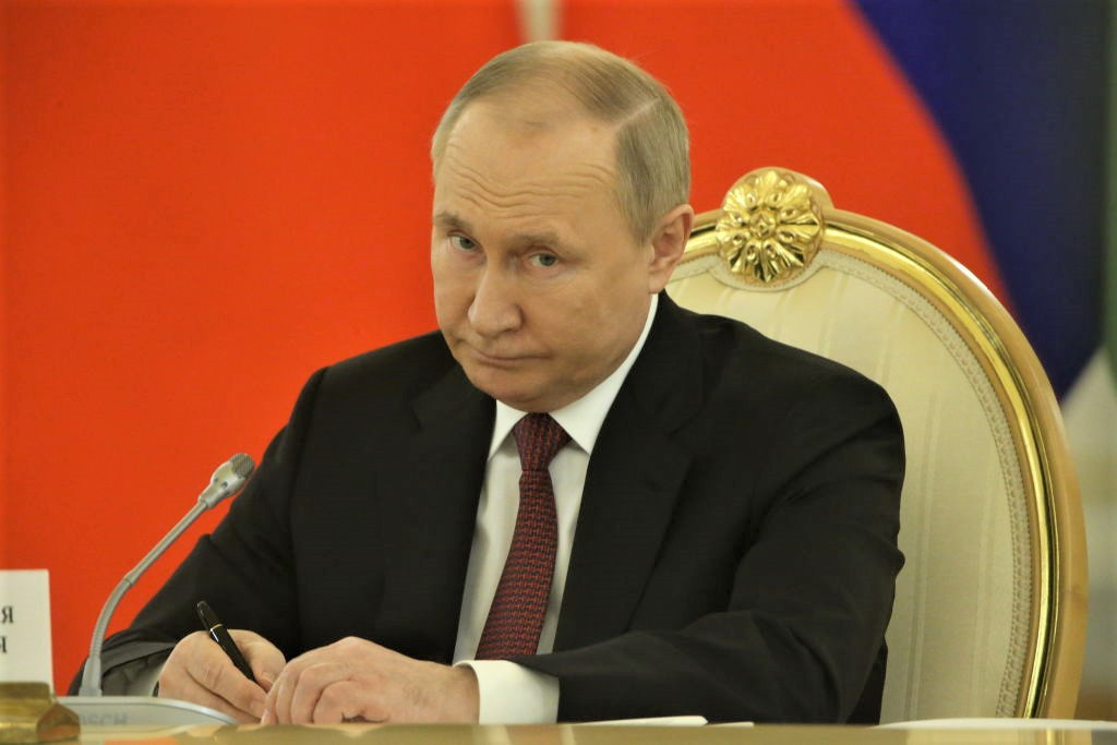 Putin spune că Rusia nu va opri sondele de petrol şi nu crede că Occidentul se poate lipsi de energia rusească