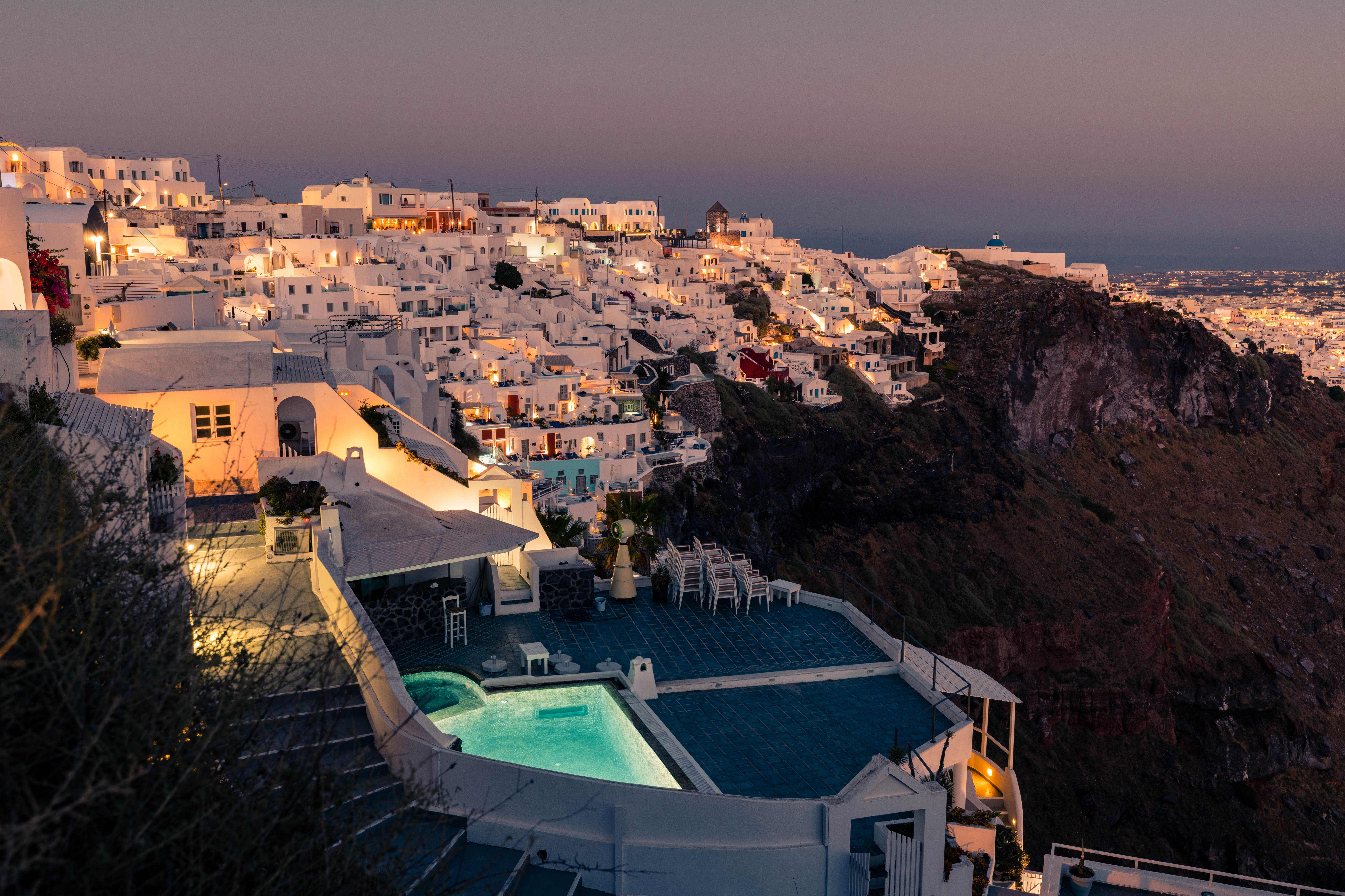 Grecia va folosi banii câștigați din turism pentru a subvenționa facturile la electricitate