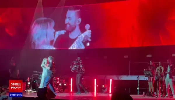 Smiley a cântat cu iubita lui pe scenă