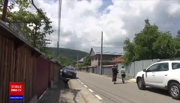 O fetiță de 10 ani din Neamț i-a mărturisit mamei sale în timp ce-și făcea lecțiile că a fost violată timp de 5 ani