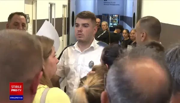 Haos la ghișee. Autoritățile au anunțat că fac pașapoarte de Ziua Copilului, dar au uitat să spună că e cu bonuri de ordine