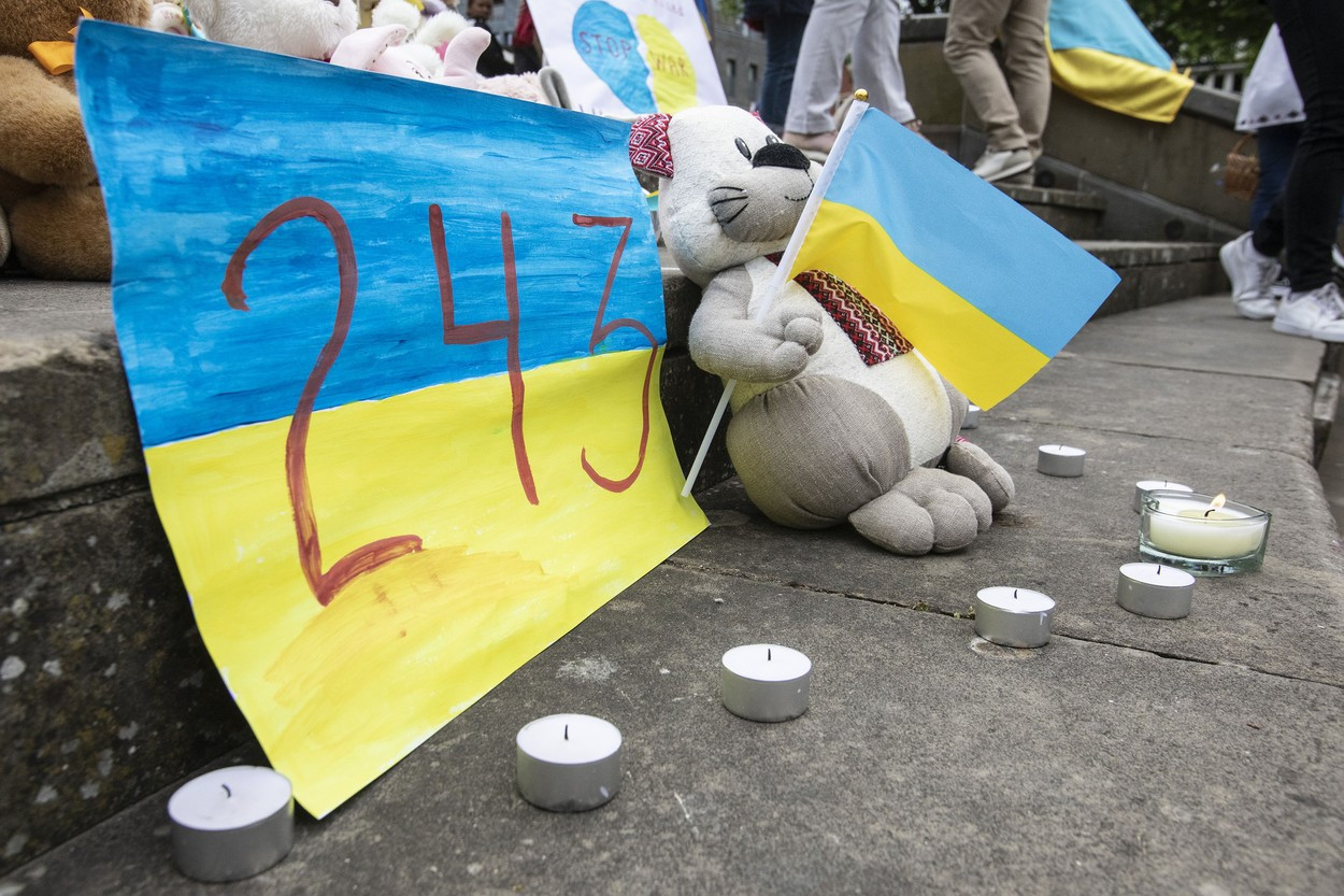 Zelenski: În cele 98 de zile ale invaziei ruse, 243 de copii au murit, 446 au fost răniţi şi 139 sunt daţi dispăruţi