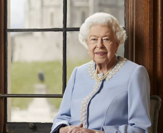 Regina Elisabeta, sub supraveghere medicală. Medicii sunt îngrijorați de starea ei de sănătate