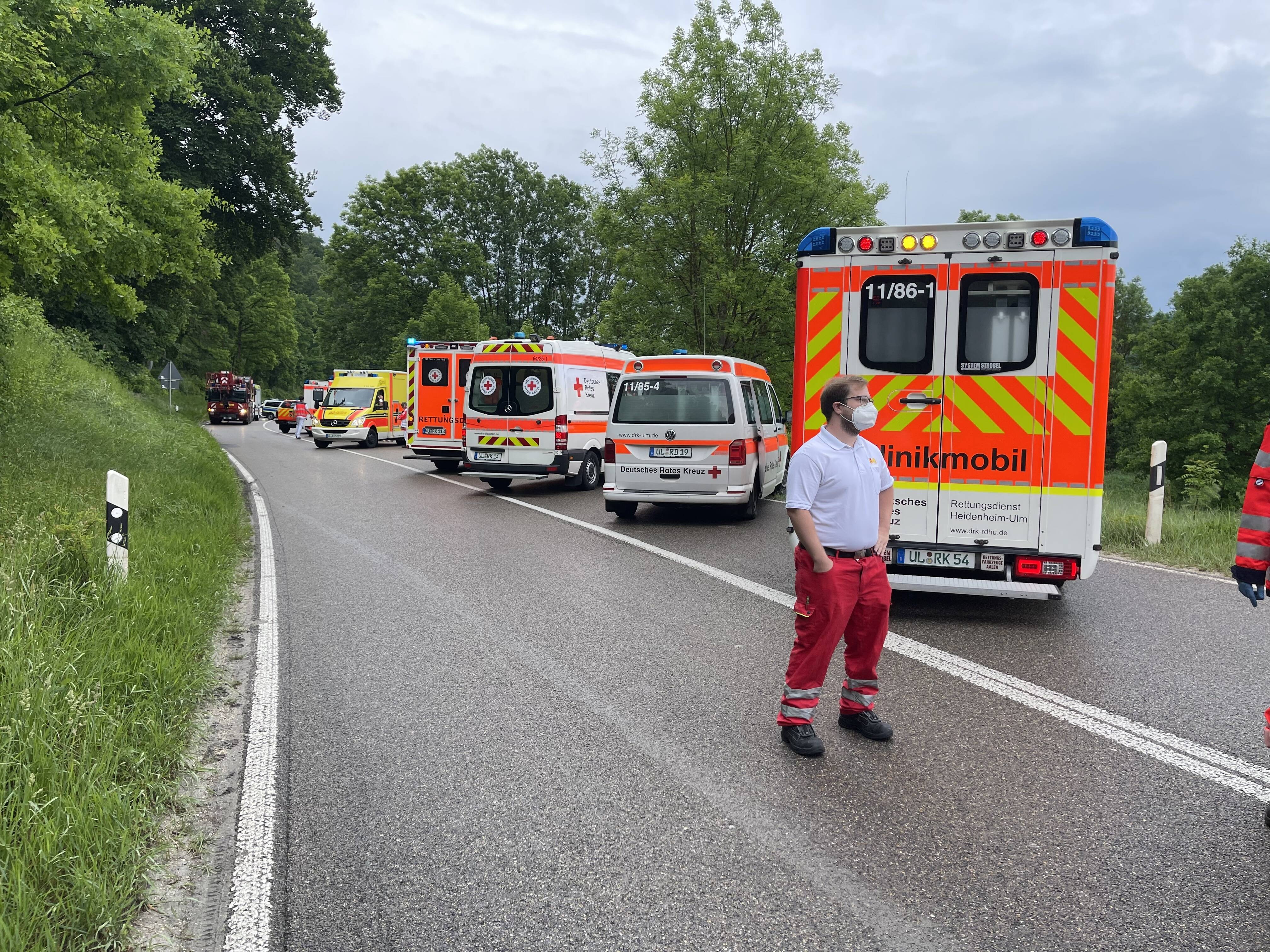 Germania: Cel puţin patru morţi şi 30 de răniţi într-un accident de tren