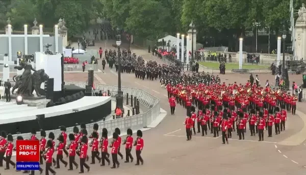 Jubileul de Platină al Reginei Elisabeta a fost triumfător. Nume mari ale muzicii au cântat la concertul de la Buckingham