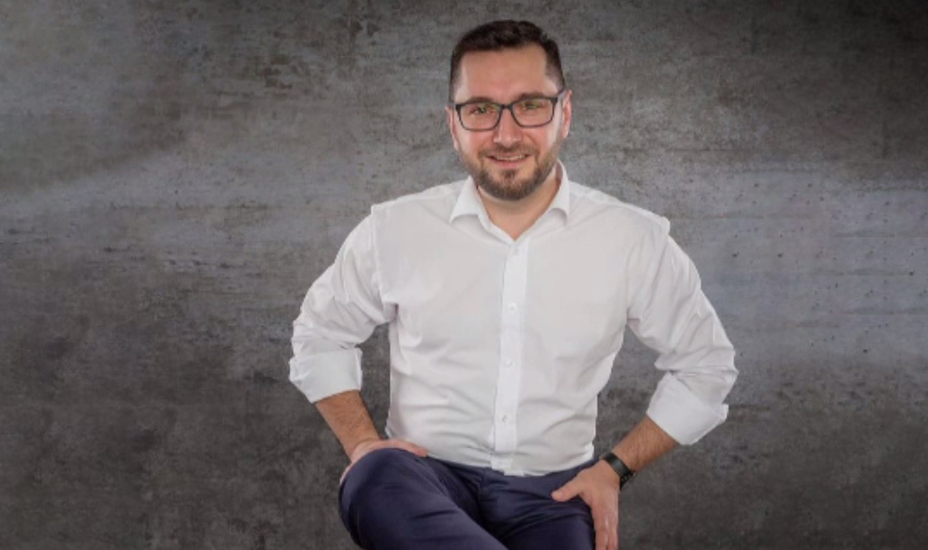 Un cunoscut actor de la Teatrul Național din Târgu Mureș, găsit mort, la scurt timp după un scandal cu soția