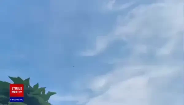 Un avion civil a intrat ilegal în spațiul aerian al României. A fost interceptat de două F-16 deasupra Severinului