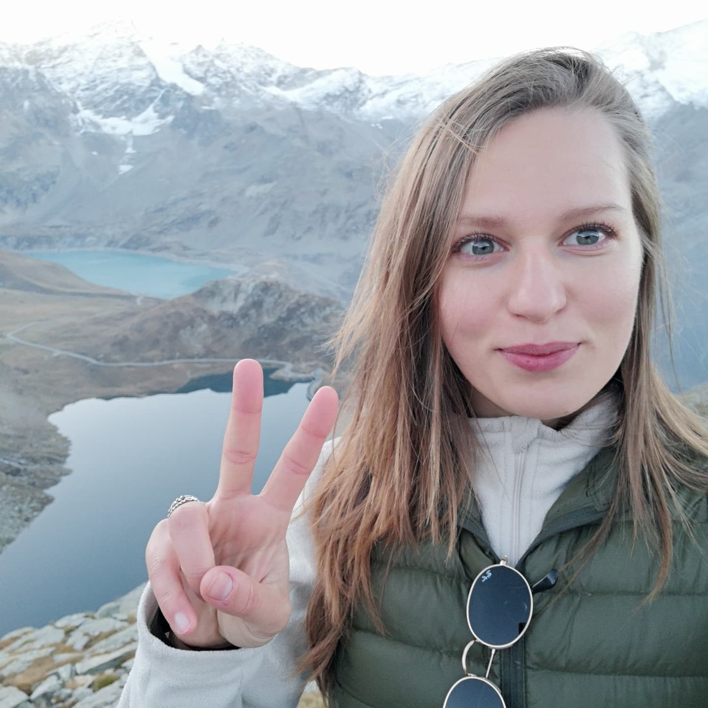 Trupul unei românce, găsit într-o prăpastie din Italia