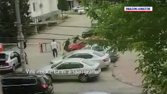 Răfuială în centrul orașului Târgoviște, după ce un șofer nu a acordat prioritate unui pieton