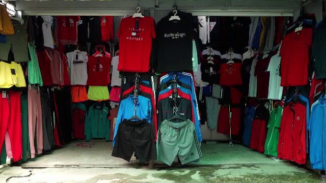 Moda hainelor contrafăcute. Cum poți verifica dacă produsele cumpărate sunt originale