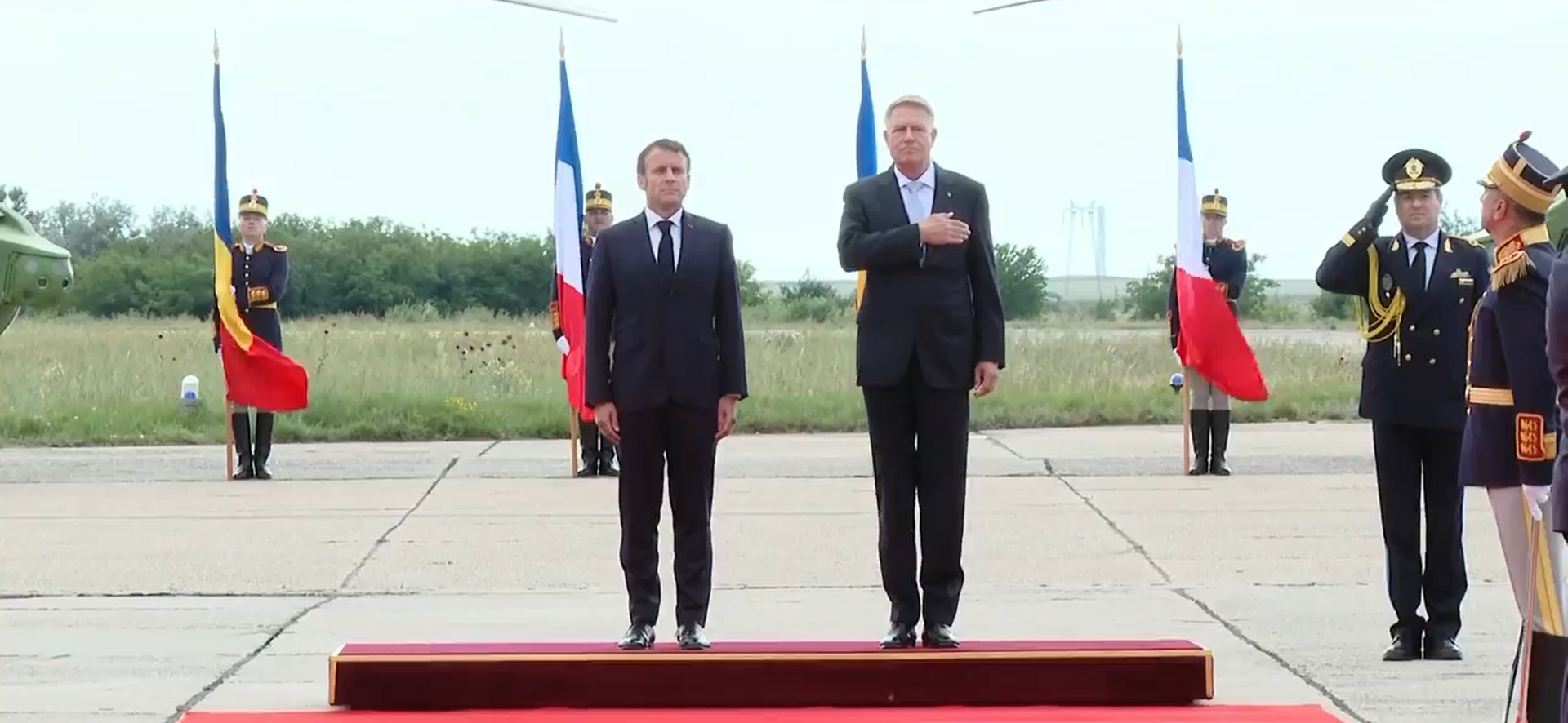 Macron, în România: Rusia este un stat puternic, nu dorim să avem un război cu poporul rus