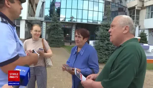 Polițiștii din Târgu Jiu au ieșit în stradă de Ziua Europeană a Prevenirii Furturilor din Locuință. Ce i-au învățat pe oameni