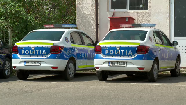 Polițiști din Buzău, acuzați de agresiune împotriva unui minor. Mama acestuia susține că băiatul a fost umplut de vânătăi