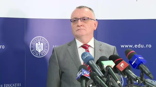 Evaluare Națională 2022 la Matematică. Ministru: Doar 3 au fost eliminați din examen