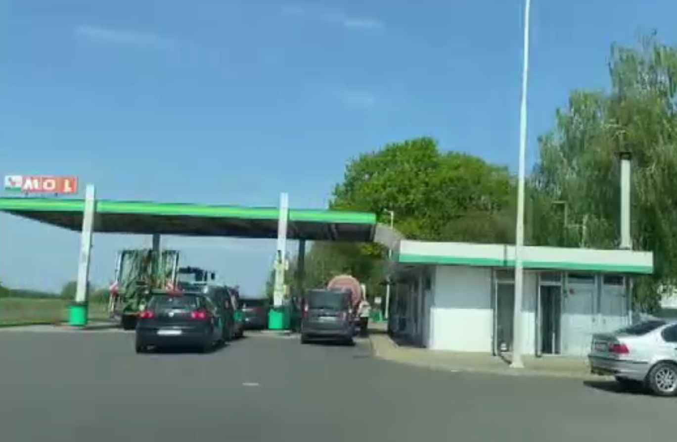 Comisia Europeană acuză Ungaria că discriminează la pompă străinii. Riscă sancțiuni