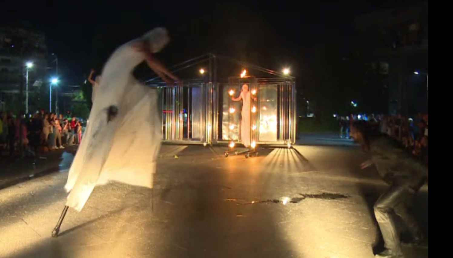 Babel Fest a încântat locuitorii din Târgoviște. Au venit artiști din 13 țări