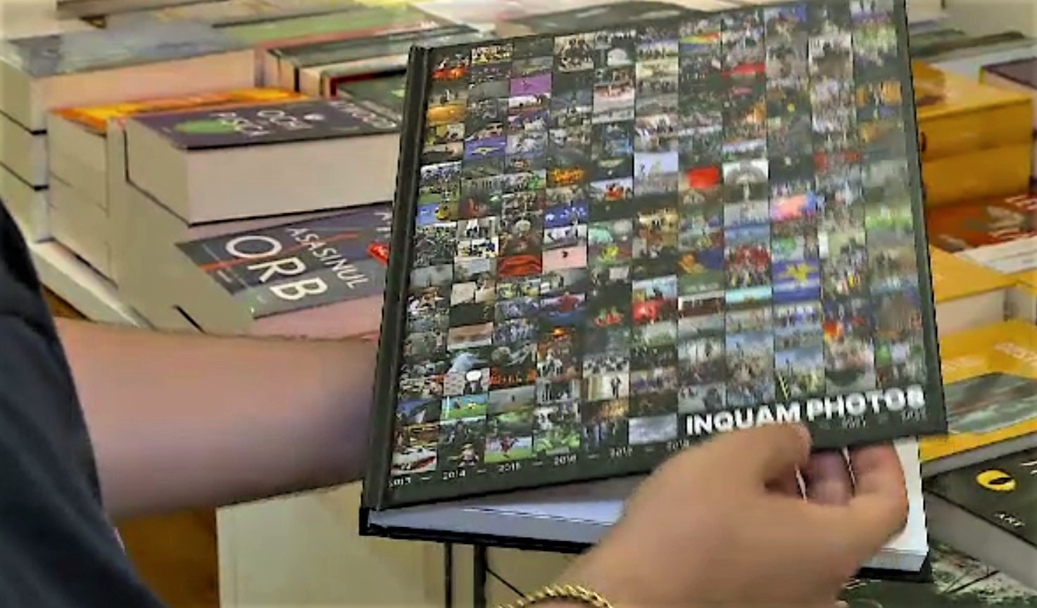 Agenția Inquam Photos anunță lansarea primului album de fotografie de presă. Colecția include peste 400 de imagini