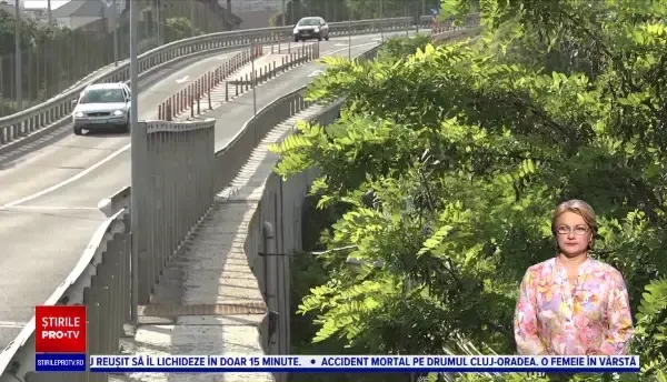 Un adolescent a căzut cu bicicleta de pe un pod și a murit pe loc. Incidentul șocant s-a petrecut la Oradea
