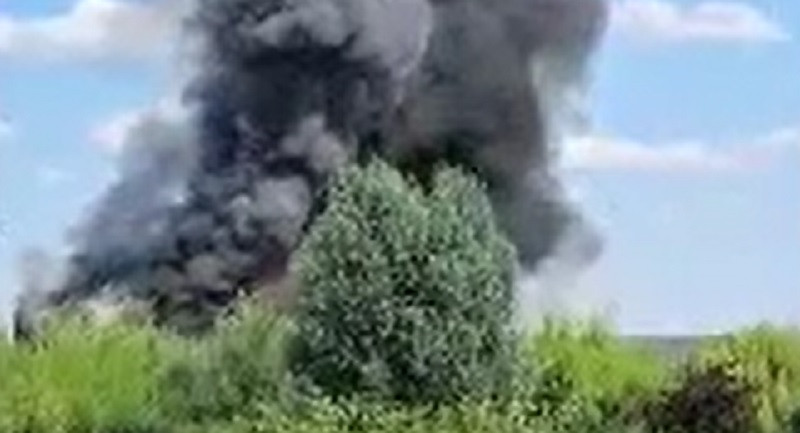 Incendiul de la Therme București nu a fost stins nici până acum. În depozit se aflau mase plastice