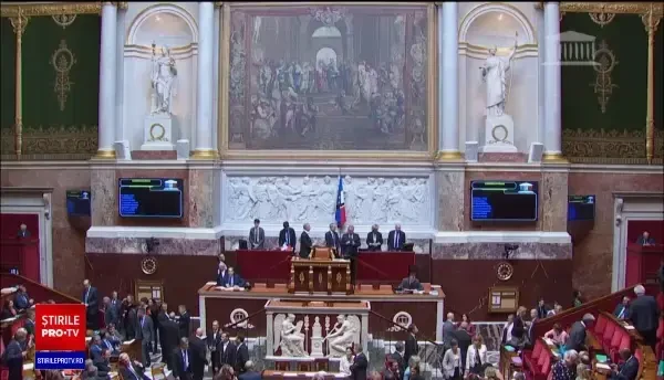 Alegeri legislative în Franța. Partidul lui Macron a pierdut majoritatea absolută. Ce va urma în Hexagon