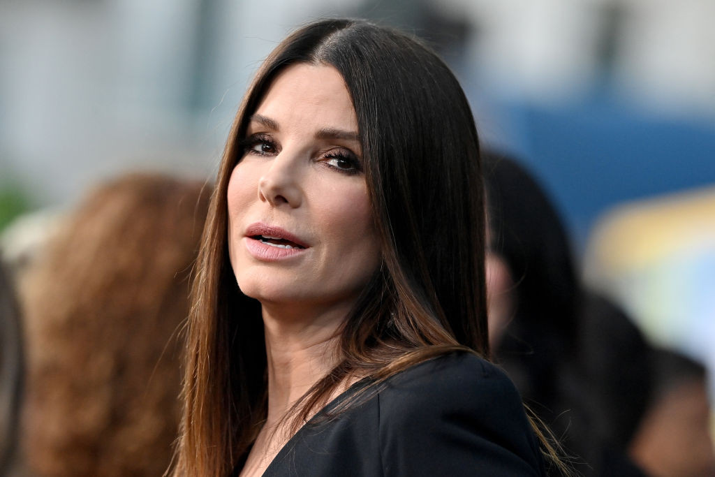Sandra Bullock spune că e epuizată și va lua o pauză de la actorie. „Nu vreau să fiu datoare programului nimănui”