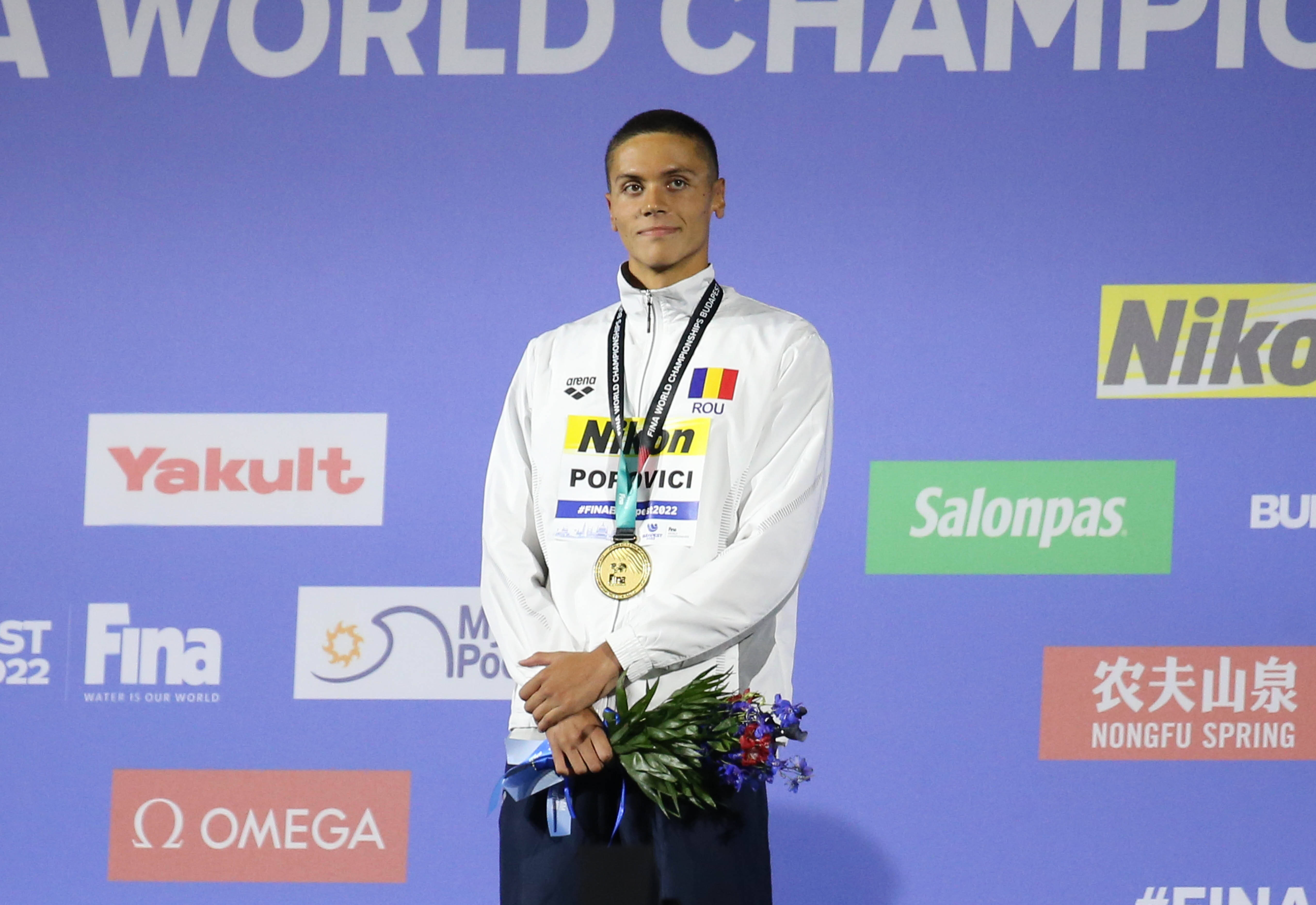 David Popovici a intrat &icirc;n istoria natației. Campionul rom&acirc;n a egalat un record vechi de aproape 50 de ani
