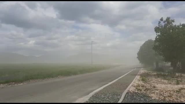 Coșmarul oamenilor dintr-o localitate din Maramureș. Abia mai pot respira: „Nu se vedea soarele”