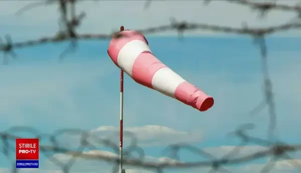 Zboruri anulate și oameni rămași pe drumuri, la Dortmund. Pasageră: „Ni s-au dat paturi de refugiați”