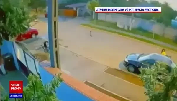 Un băiețel de 4 ani a murit după ce a fost lovit, pe trotinetă, de o mașină în Buftea