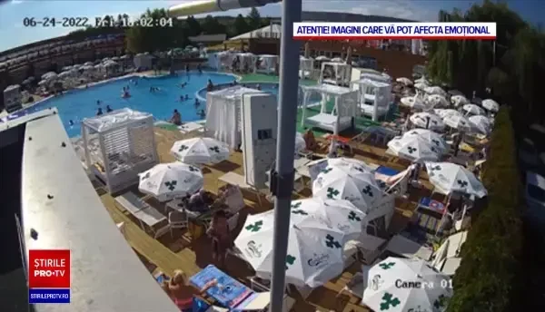 Un bărbat s-a înecat într-o piscină, de față cu zeci de oameni. Nimeni nu și-a dat seama