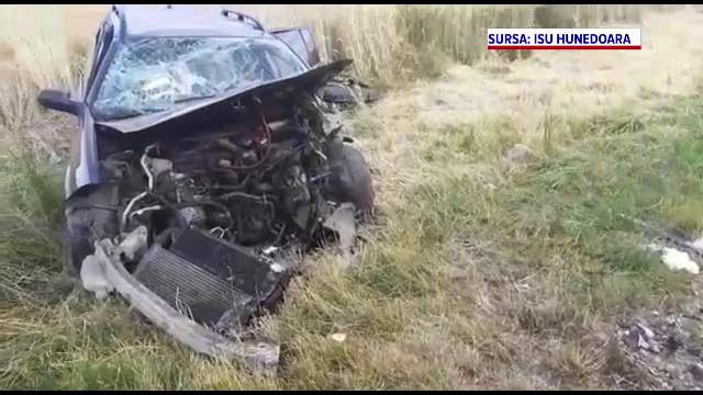 Accident teribil în Hunedoara. Opt persoane au fost rănite după ce două autoturisme s-au ciocnit
