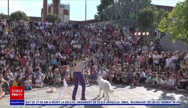 Spectacole pline de magie și culoare la Festivalul Internațional de Teatru de la Sibiu. Ce a impresionat publicul