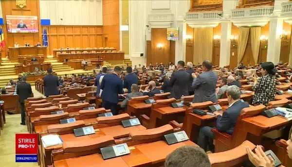 Deputații au aprobat cererea DNA. Fostul ministru Chesnoiu a rămas fără imunitate