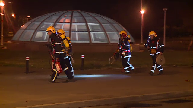 Desfășurare masivă de forțe, în centrul Capitalei. ISU a simulat intervenția după un accident la metrou, în subteran