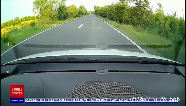 Plan roșu de intervenție în urma unui accident între un microbuz și o mașină în Dâmbovița. 12 oameni au ajuns la spital