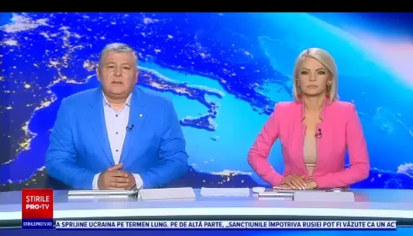 Incendiu la o hală industrială, în Brașov. Flăcările au cuprins mai bine de 100 de metri pătrați