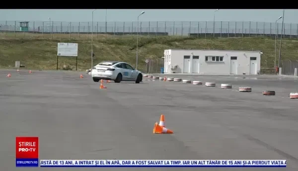 Raliul mașinilor electrice, pe circuitul „Transilvania Motor Ring". Piloții au lăudat accelerația „foarte brutală”