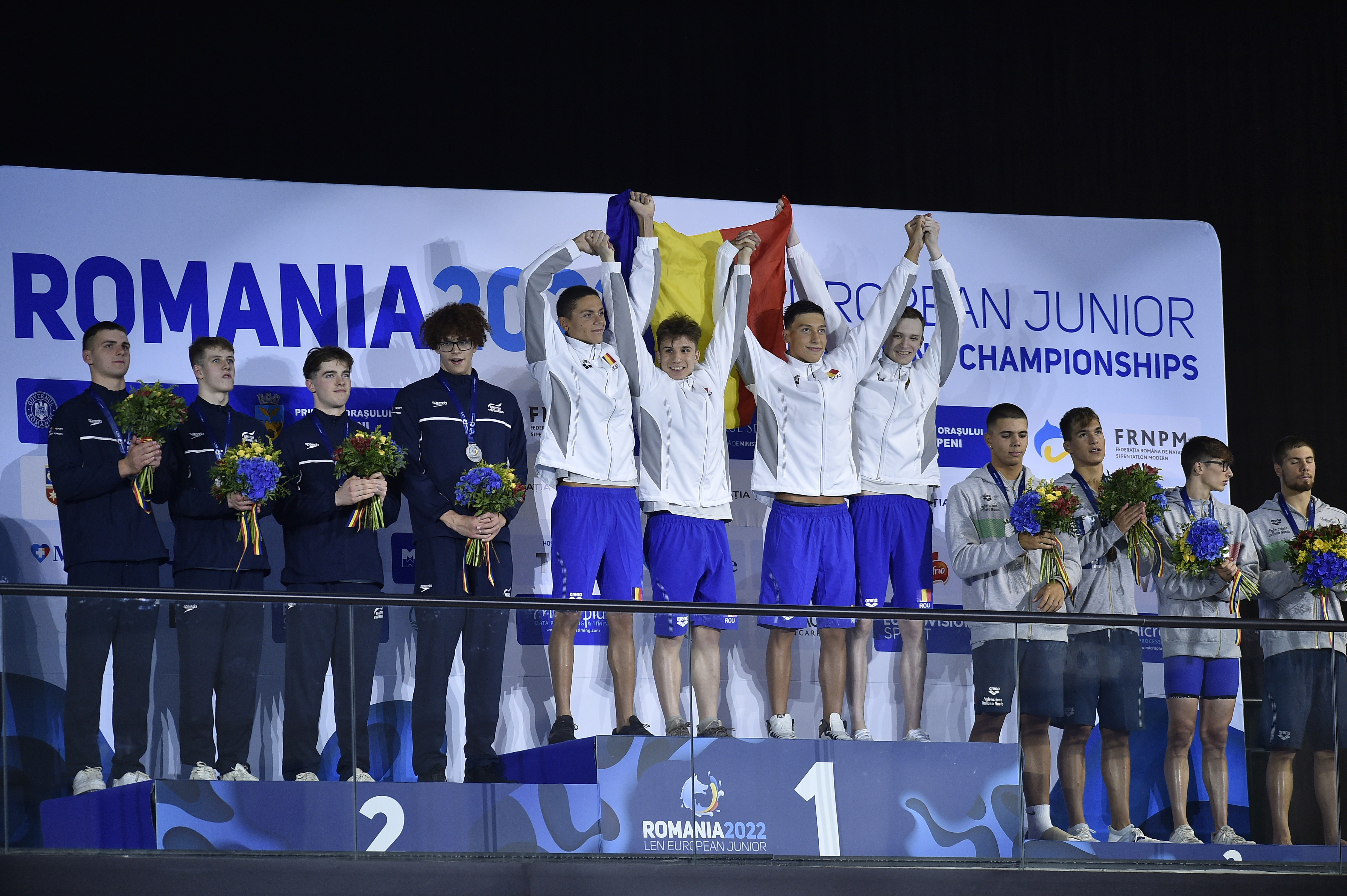 David Popovici, medalie de aur cu ștafeta de 4x100 m liber. Este prima medalie a României la Campionatele Europene