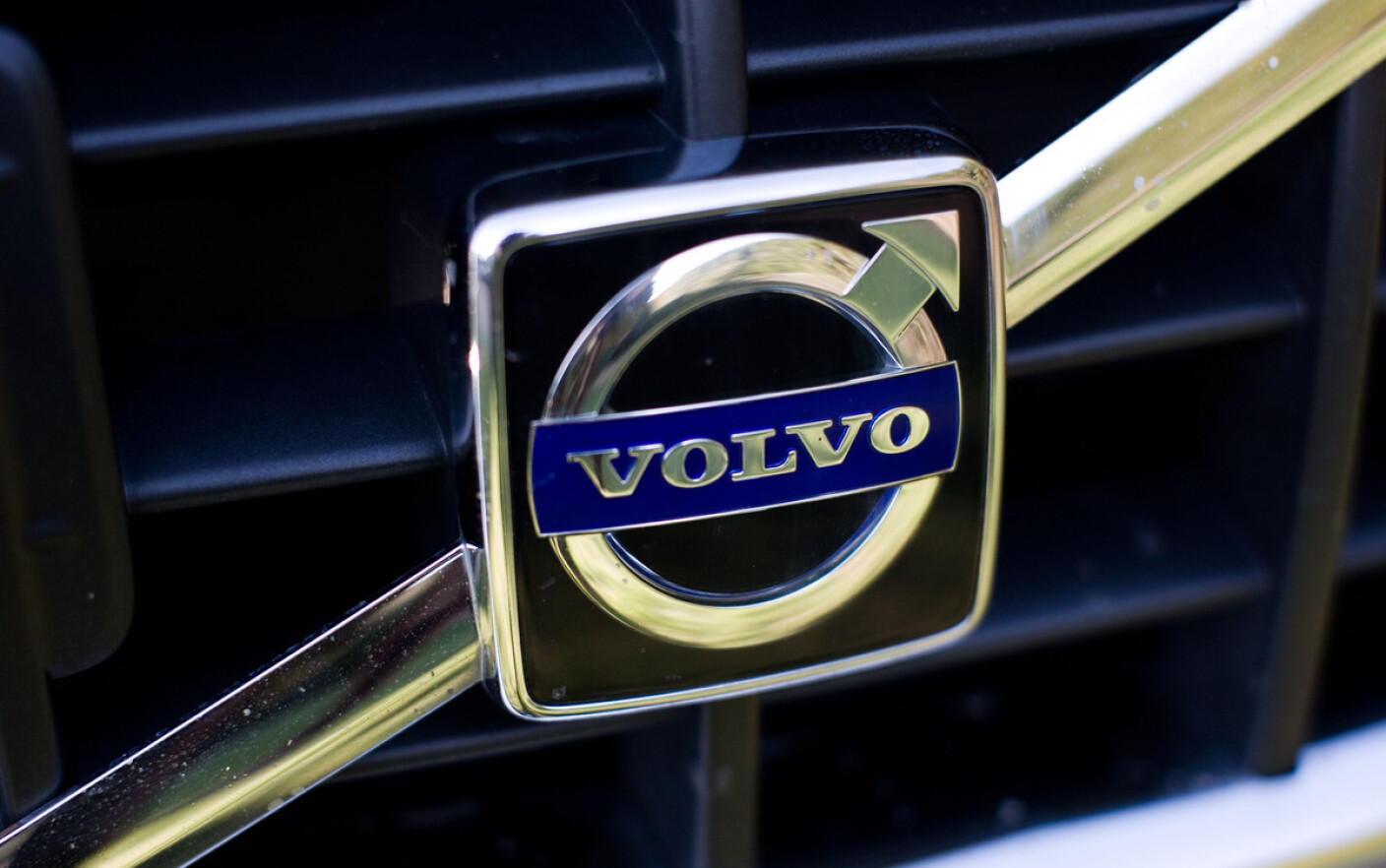 Producătorul de camioane AB Volvo a început să concedieze angajaţi din Rusia