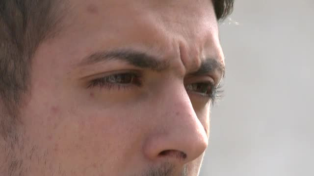 Fenomenul NEET, în rândul tinerilor din România: ”Nu este de dorit, nu este sănătos”