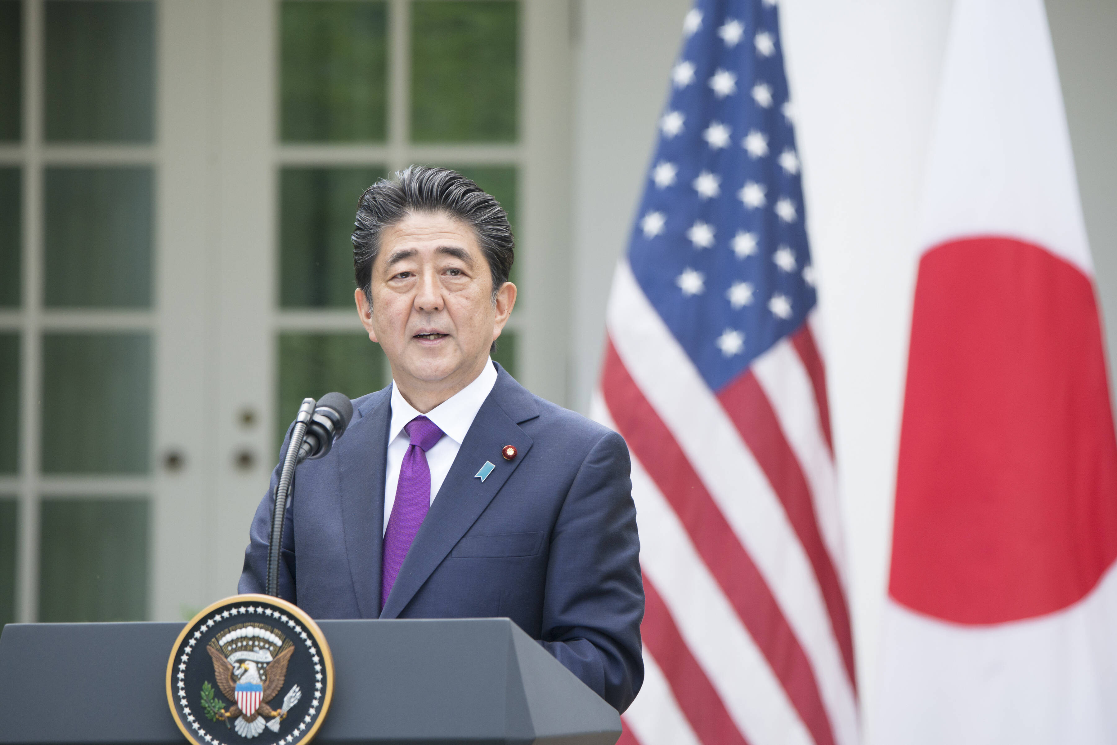 Cum au reacționat agenții de pază ai lui Shinzo Abe în momentul în care fostul premier japonez a fost împușcat. VIDEO