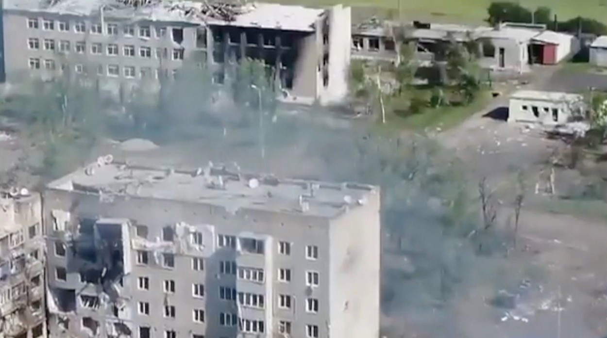 Război în Ucraina, ziua 137. Guvernator din Luhansk: Situaţia este în continuare extrem de critică