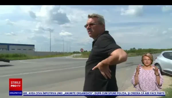 Mașină de poliție, implicată într-un accident în Dâmbovița. Autospeciala a ajuns în șanț