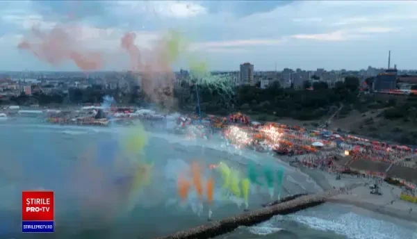 A treia seară de Neversea. Publicul a urmărit vrăjit spectacolul de artificii multicolore