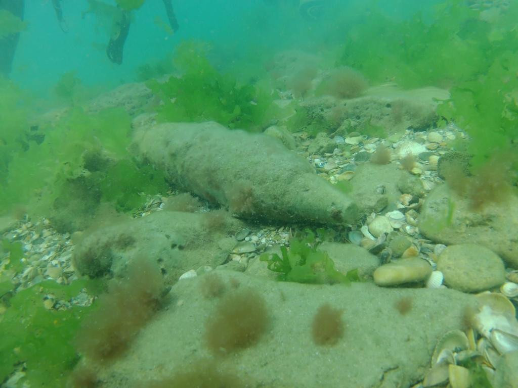 Un proiectil de război a fost găsit în Marea Neagră, la 200 de metri distanță de țărmul românesc