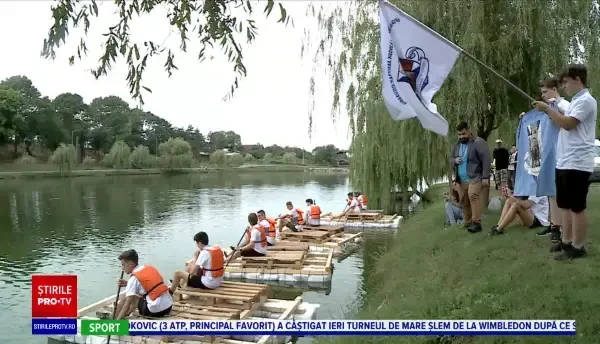 Metoda inedită prin care elevii din Craiova au promovat reciclarea selectivă a deșeurilor. Mii de bidoane au plutit pe un lac