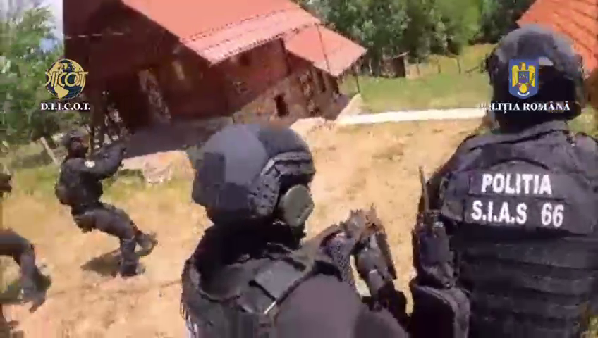 Primul laborator de extragere secundară a cocainei, descoperit în România. Cine ar fi fost în spatele grupului infracțional