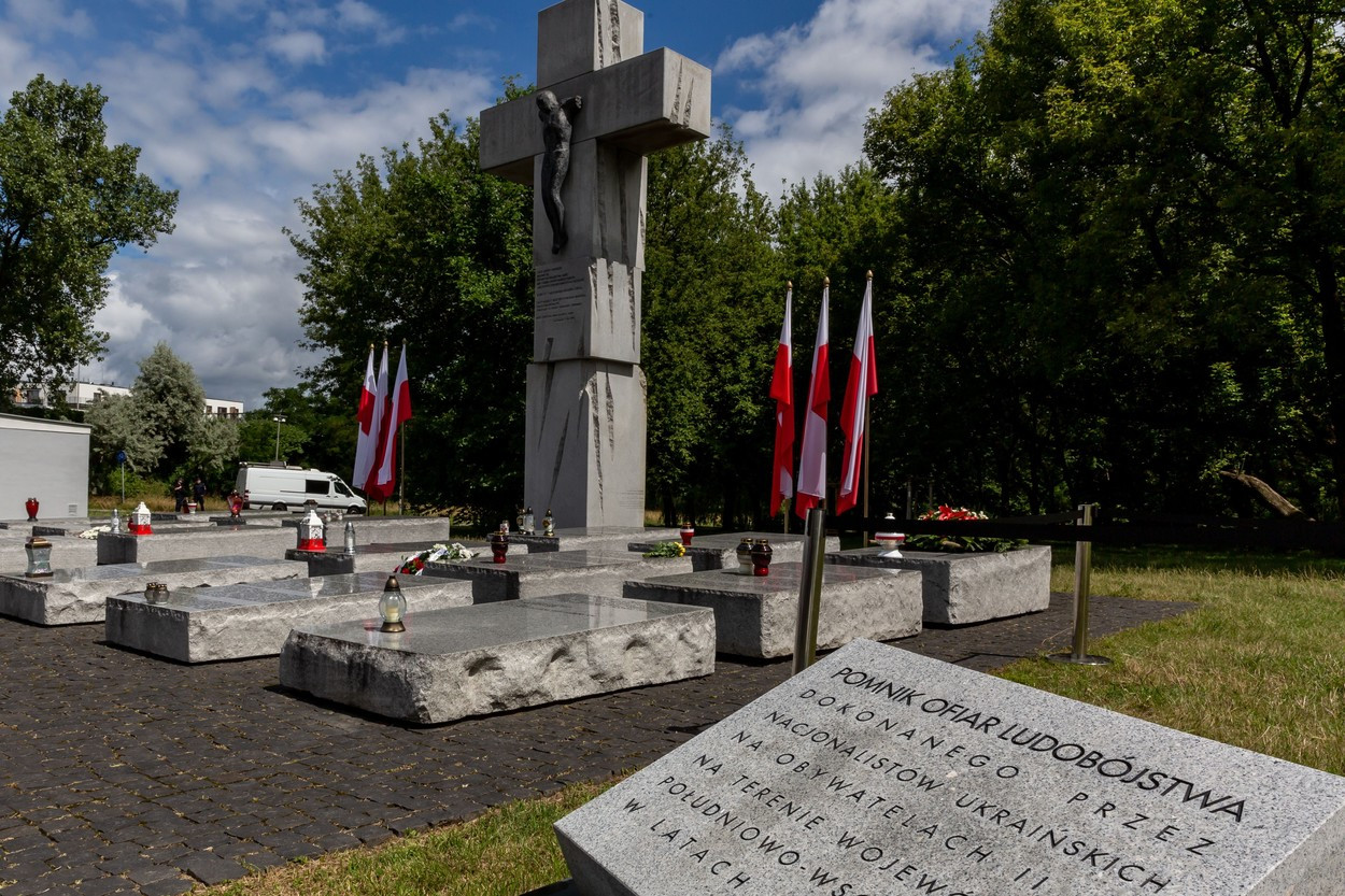 Polonia cere Ucrainei să recunoască crimele comise împotriva polonezilor în Al Doilea Război Mondial