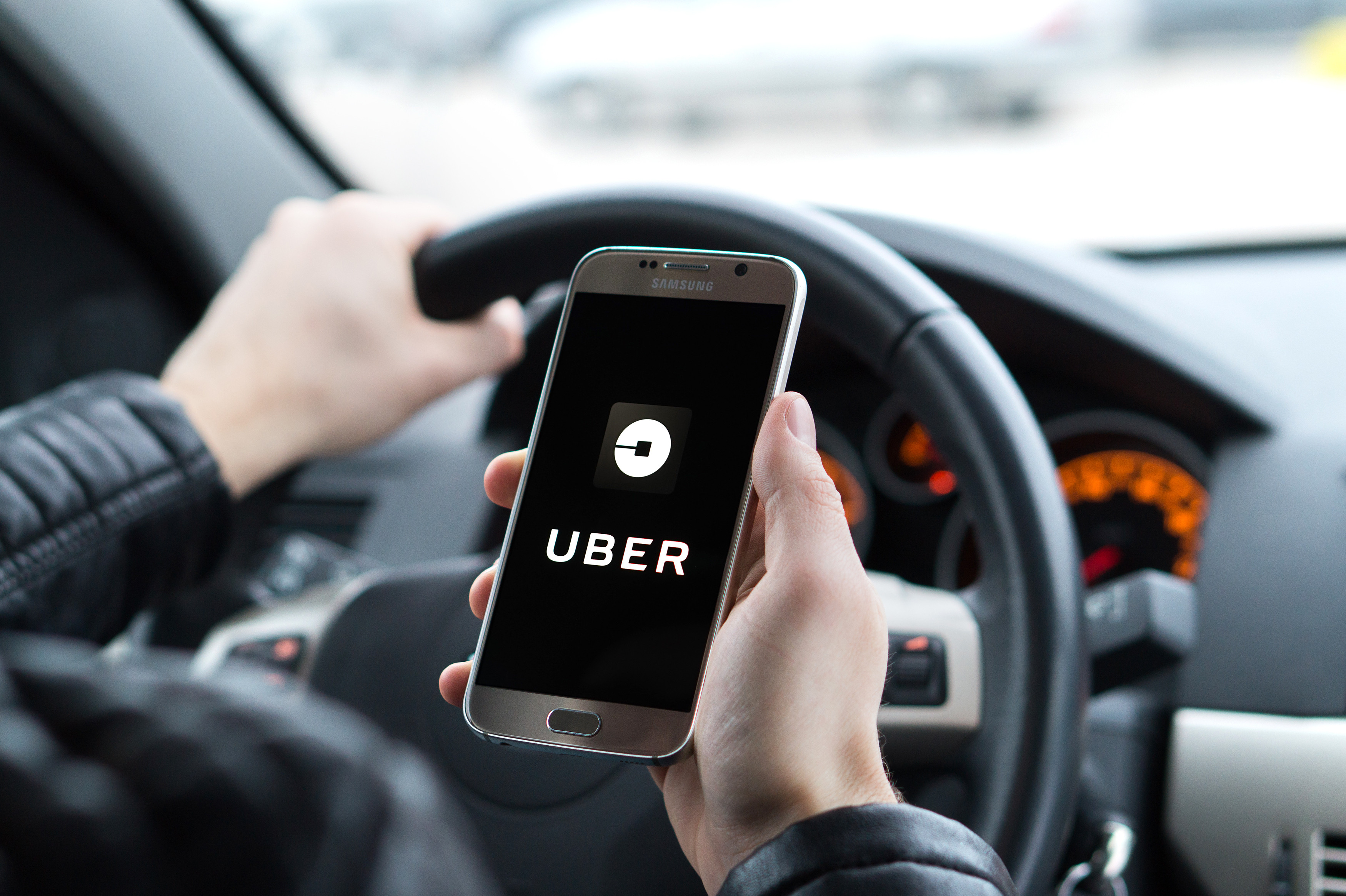 Amendă de 290 milioane de euro pentru Uber, în Europa. Țara din care datele persononale ale şoferilor au fost trimise în SUA